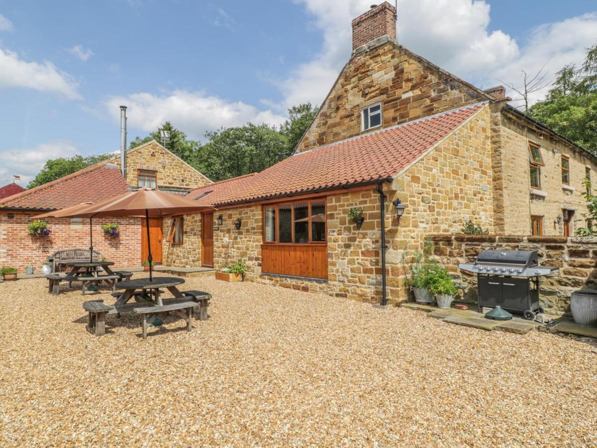 Kitchen Cottage Sutton  Exterior photo
